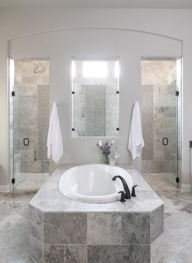 Traditional soaker tub bathroom interior design