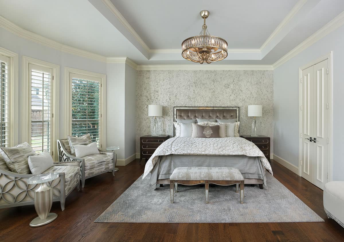 lilac bedroom pattern wallpaper