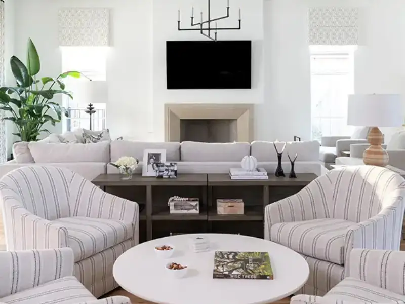 Here’s How to Put the ‘Fun’ in Functional When Creating a Stylish Family Room Layout Article